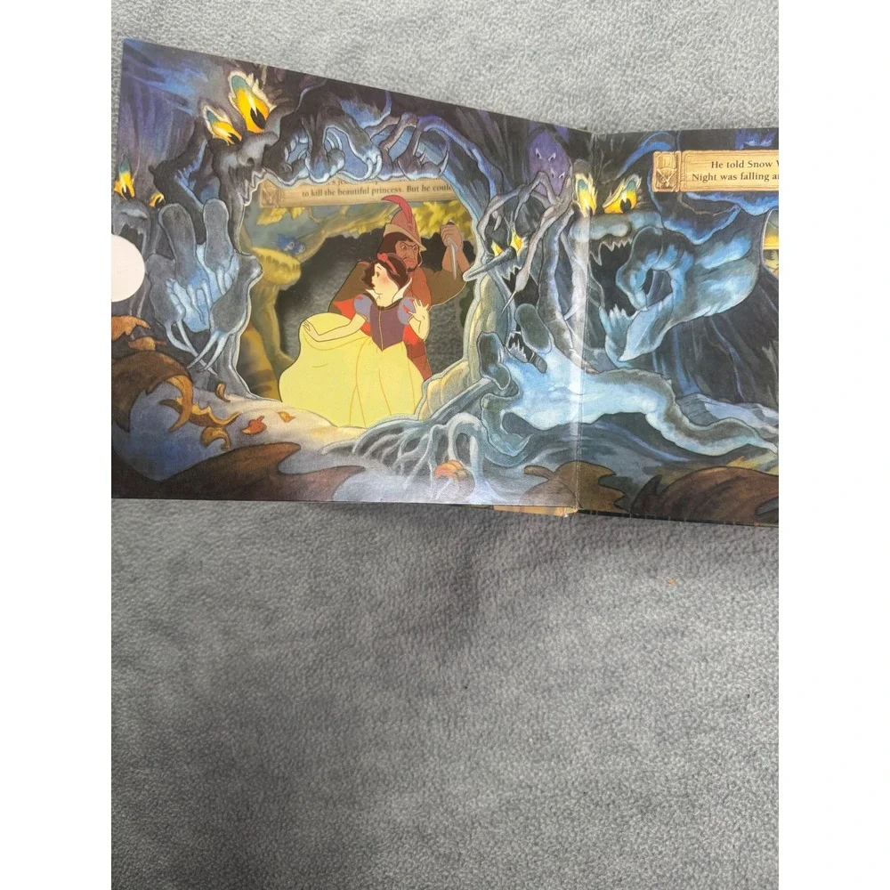 Vintage 1994 Disney Mouse Work Snow White's Escape Slide-N-Show Board Book Bluth